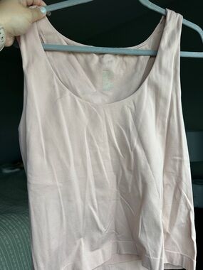 Women's Sleeveless Scoop Neck Tank Top - Dusty Blush